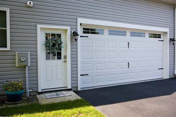 24/7 Emergency Garage Door Panel Replacement experts in San Leandro, CA